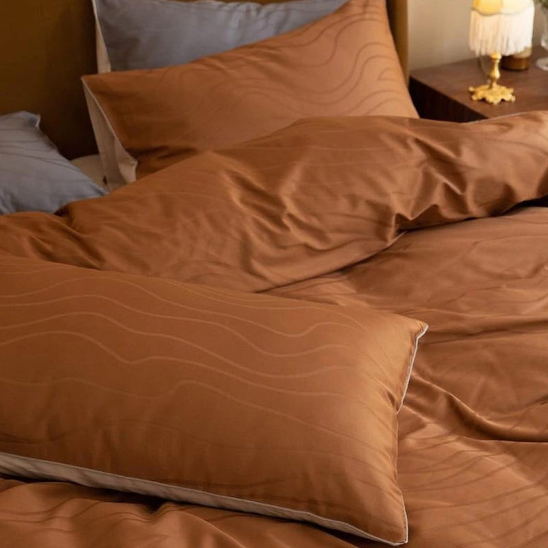 Strongsville Reversible Duvet Cover Set