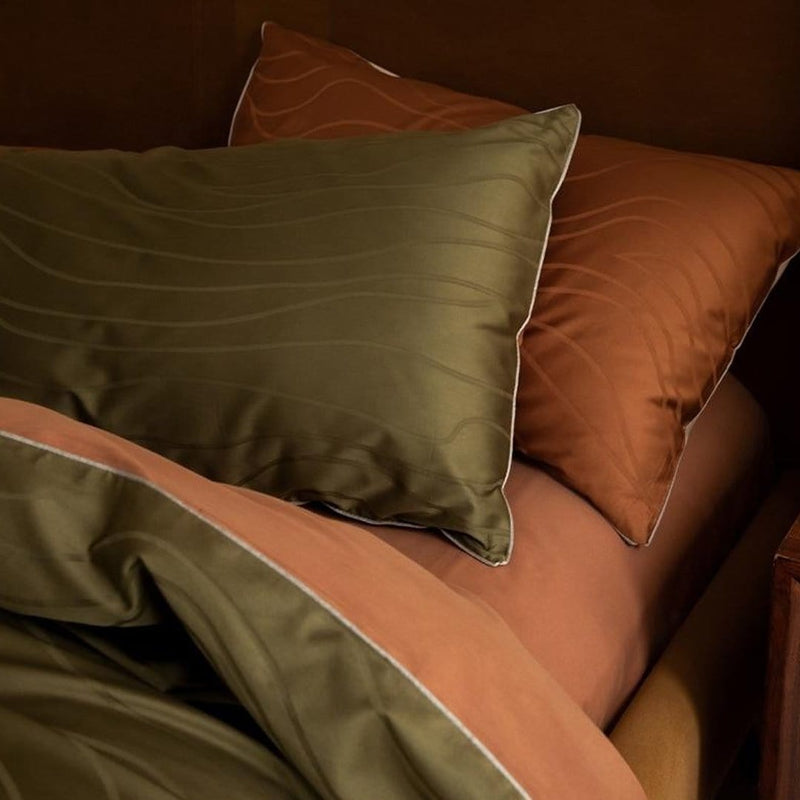 Strongsville Reversible Duvet Cover Set